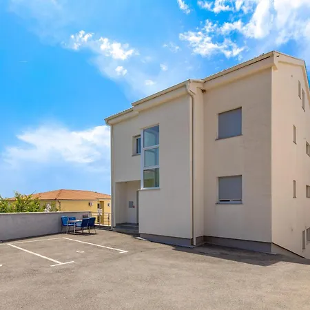 Sailor's Nest Apartment *